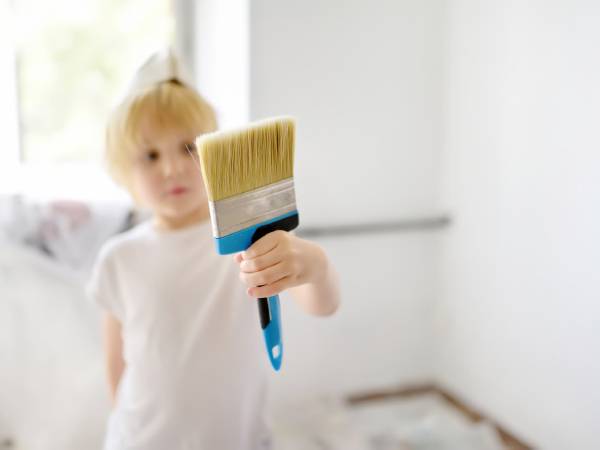 Habitación infantil pintada con pintura ecológica sin COV, segura para niños desde el primer momento
