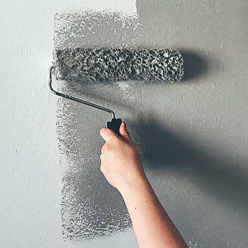 ¿Cómo pintar una pared nueva?
