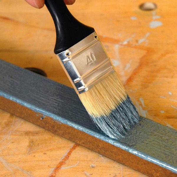 ¿Qué pintura es mejor para pintar superficies de metal?